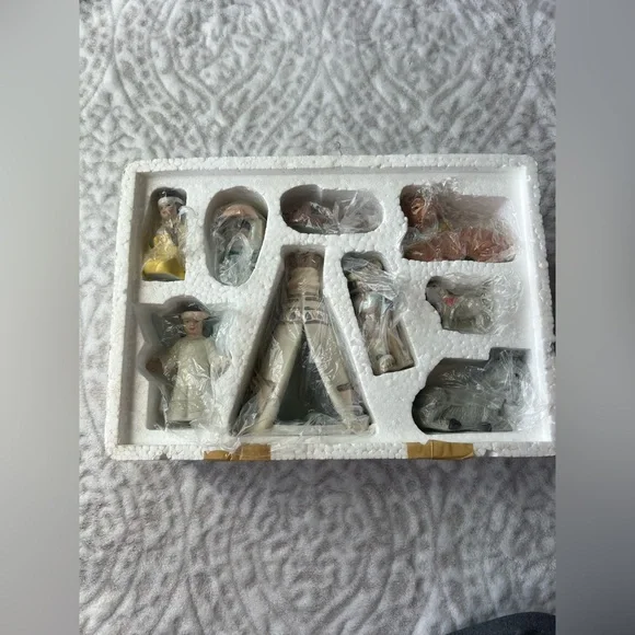 House of Lloyd Native American Nativity Set 1992 Christmas Around the World - Picture 7 of 7